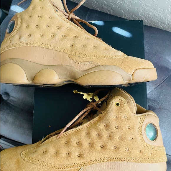 Nike Air Jordan Retro 13 “Wheat” size 6Y (women’s size 8) Preowned - Picture 2 of 8